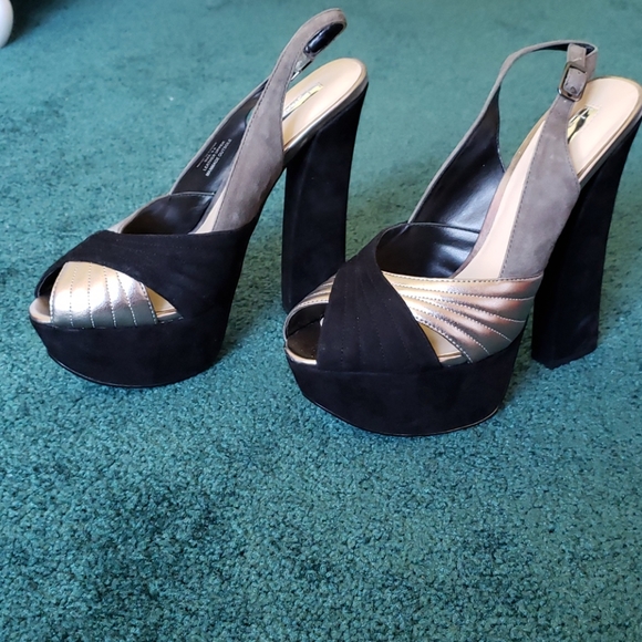 H by Halston Peep Toe Sling-Back Heels - Picture 3 of 7